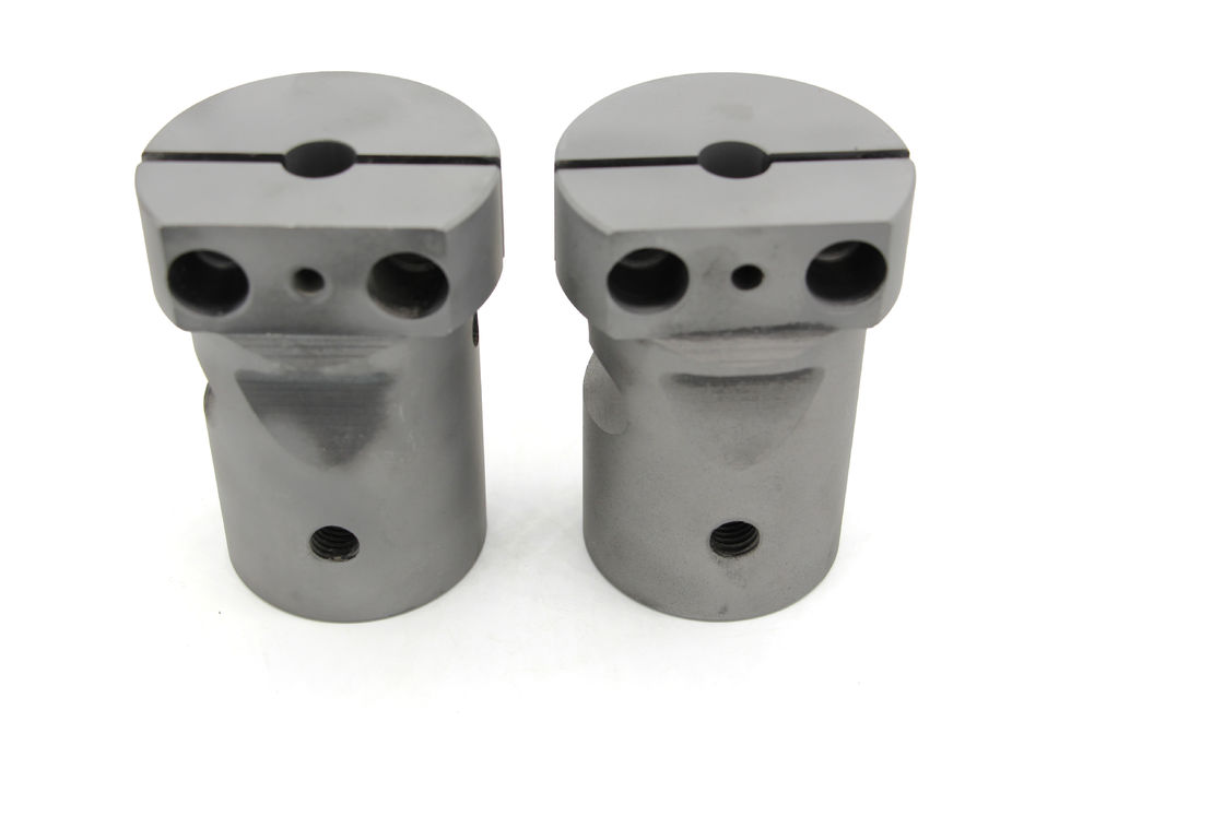 硬合金パンチホルダー 高耐磨性 衝撃耐性 固定器具の硬さ 冷却 電子部品のパンチングと自動車部品の加工