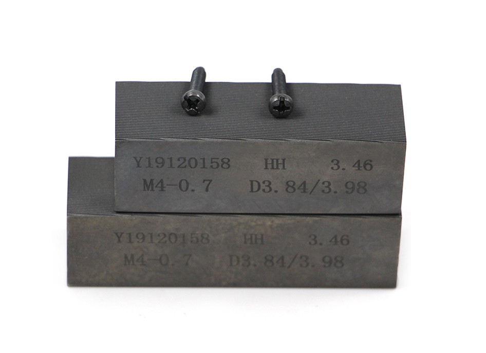 DC53 フラットタプチットスレッドローリング・ダイ 0.001mm 精度 ボルトの螺栓製造