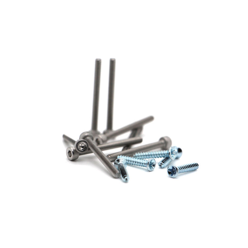 高精度M0.5-M3.0 ウェアラブルデバイス用のマイクロスクリュー CNC加工 0.01mmの許容度