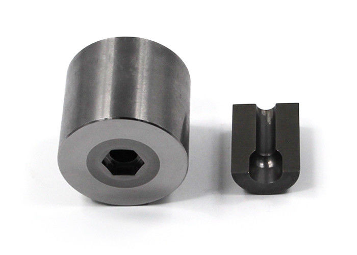 タングメン・カービッド 冷熱型 耐熱性 金属の固定軸の部品に耐える 交換可能なセグメントモジュールを形成する 低保守コスト 耐磨性